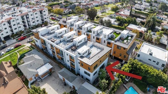 1573 Hi Point Street, Los Angeles, CA 90035