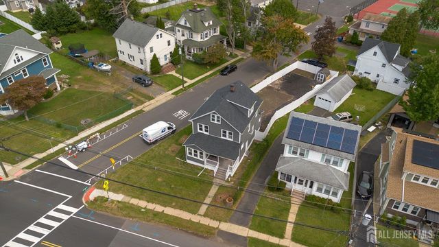203 S washington Street, Dunellen, NJ 08812