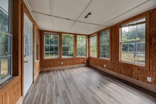 1716 Harris Street, Gainesville, TX 76240