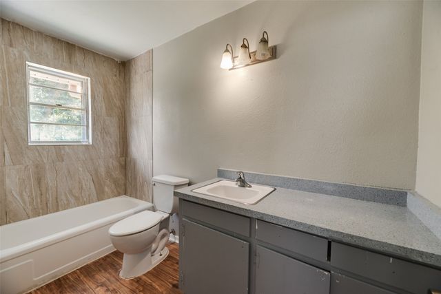 1716 Harris Street, Gainesville, TX 76240