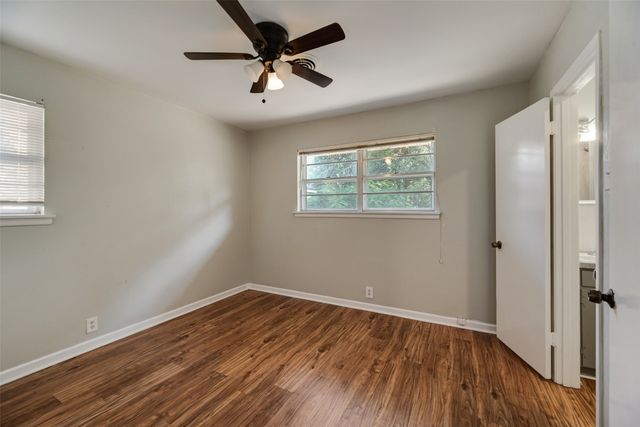 1716 Harris Street, Gainesville, TX 76240