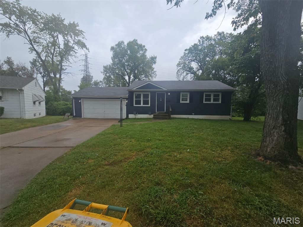 9360 Laramie Drive, St Louis, MO 63137
