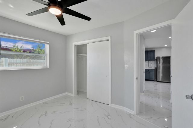 260 NE 41st Street, Oakland Park, FL 33334