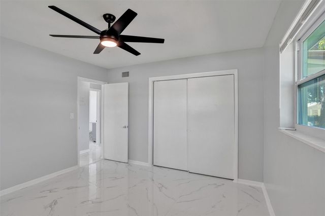 260 NE 41st Street, Oakland Park, FL 33334