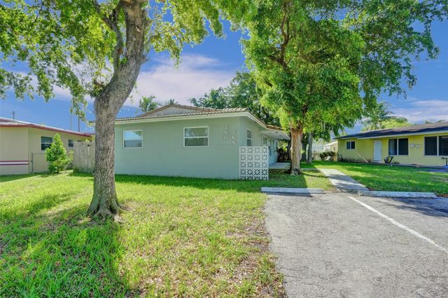 260 NE 41st Street, Oakland Park, FL 33334