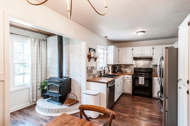 1667 Highway 259, Portland, TN 37148
