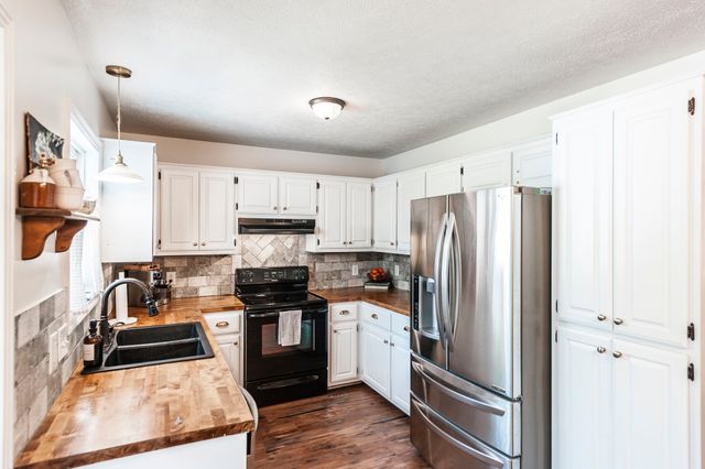 1667 Highway 259, Portland, TN 37148