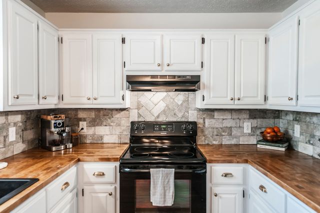 1667 Highway 259, Portland, TN 37148