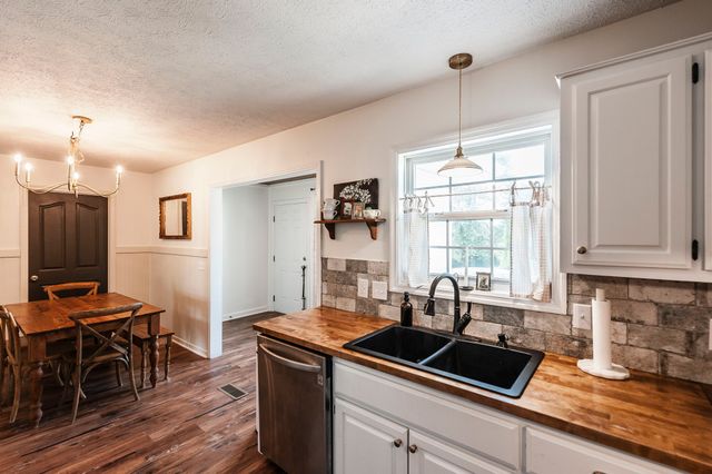 1667 Highway 259, Portland, TN 37148