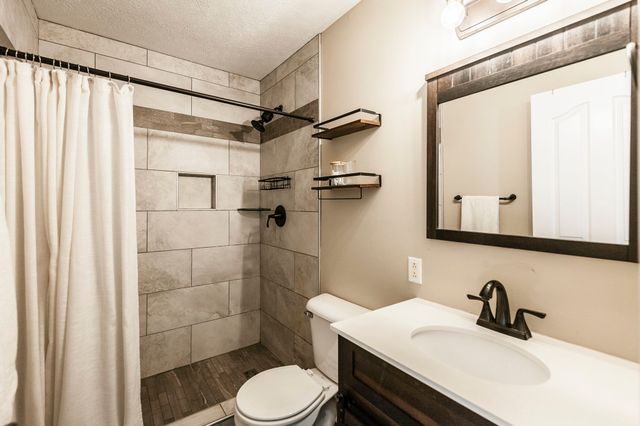1667 Highway 259, Portland, TN 37148