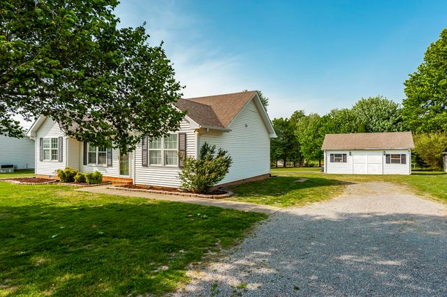 1667 Highway 259, Portland, TN 37148