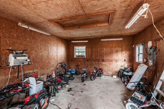 1667 Highway 259, Portland, TN 37148