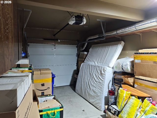 8826 Se BROOKLYN St, Portland, OR 97266