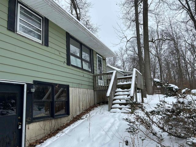 21638 Sandy Drive, White Pigeon, MI 49091