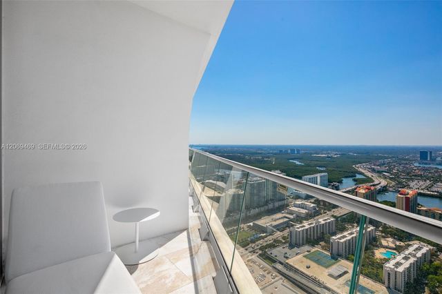 16901 Collins Avenue 5305, Sunny Isles Beach, FL 33160