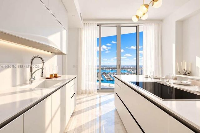 16901 Collins Avenue 5305, Sunny Isles Beach, FL 33160
