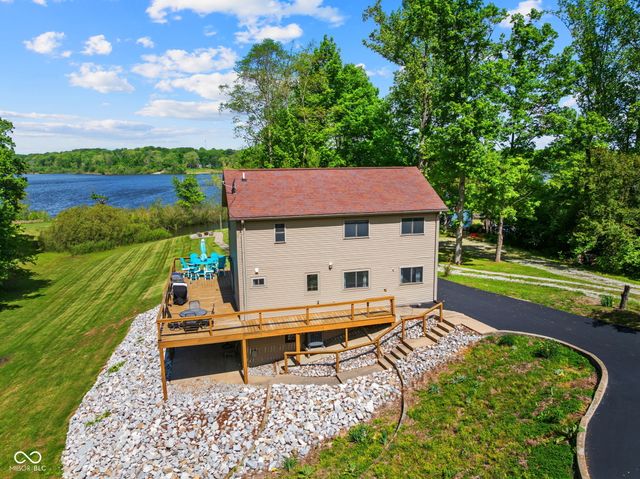 1068 S Turnbow Drive, Rockville, IN 47872