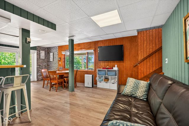 1068 S Turnbow Drive, Rockville, IN 47872