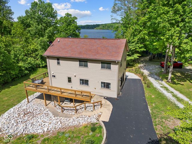 1068 S Turnbow Drive, Rockville, IN 47872