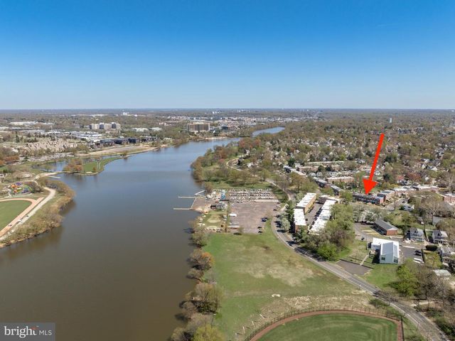 454 WOODLAWN TER, Collingswood, NJ 08108