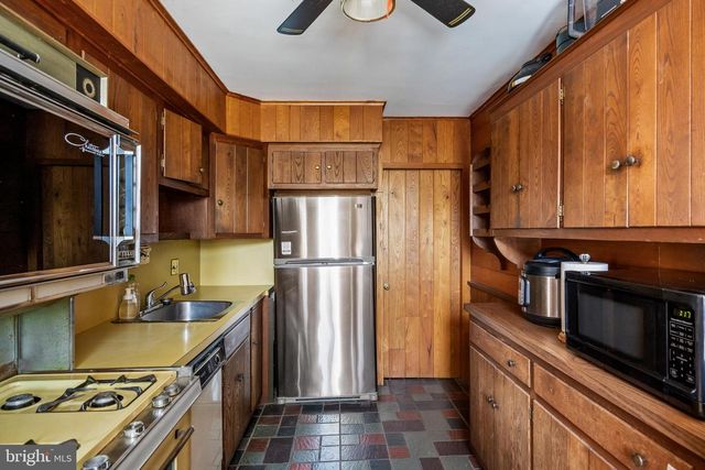 454 WOODLAWN TER, Collingswood, NJ 08108