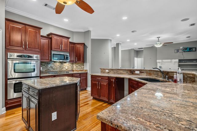 100 Lost Lake Point, Hot Springs, AR 71913