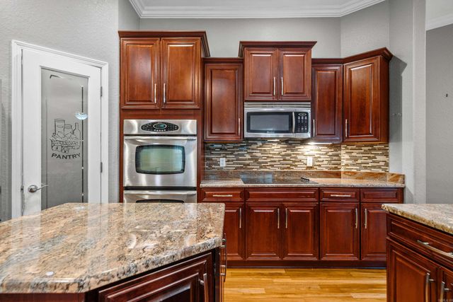 100 Lost Lake Point, Hot Springs, AR 71913