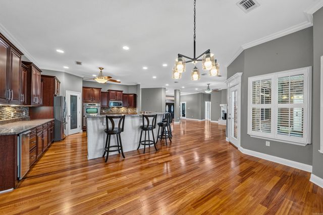 100 Lost Lake Point, Hot Springs, AR 71913