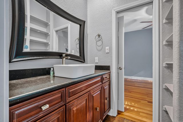 100 Lost Lake Point, Hot Springs, AR 71913