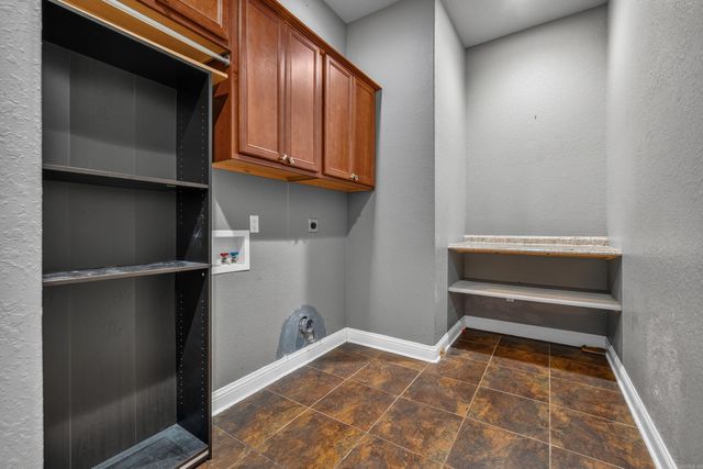 100 Lost Lake Point, Hot Springs, AR 71913