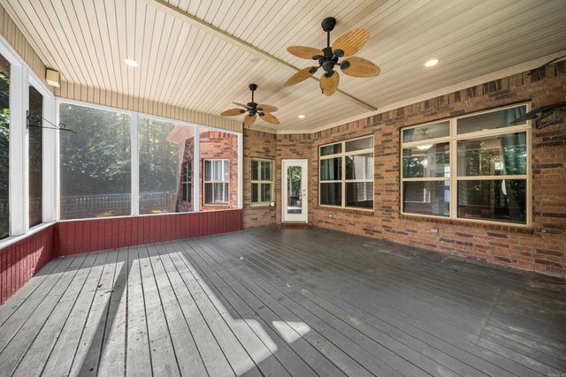 100 Lost Lake Point, Hot Springs, AR 71913