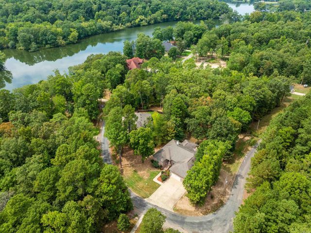 100 Lost Lake Point, Hot Springs, AR 71913