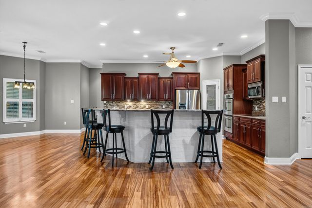100 Lost Lake Point, Hot Springs, AR 71913