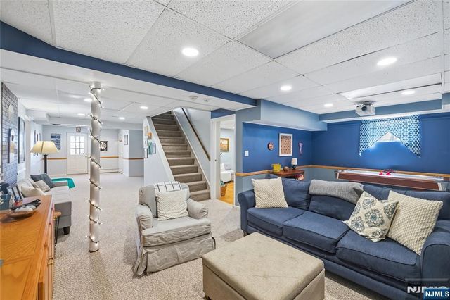 43 Hering Road, Montvale, NJ 07645