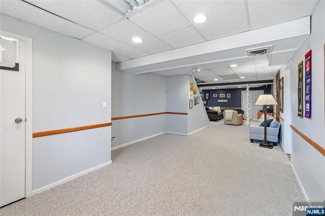 43 Hering Road, Montvale, NJ 07645