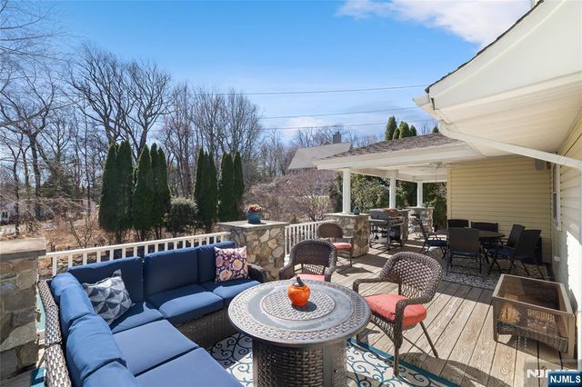 43 Hering Road, Montvale, NJ 07645