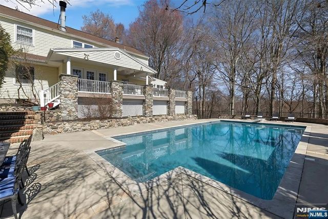 43 Hering Road, Montvale, NJ 07645