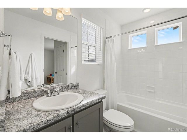 1049 Larkspur Dr, Erie, CO 80516