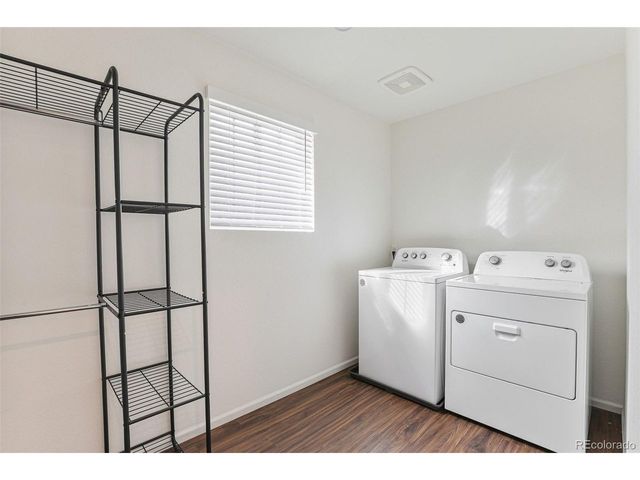 1049 Larkspur Dr, Erie, CO 80516