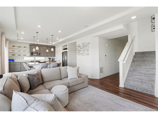 1049 Larkspur Dr, Erie, CO 80516