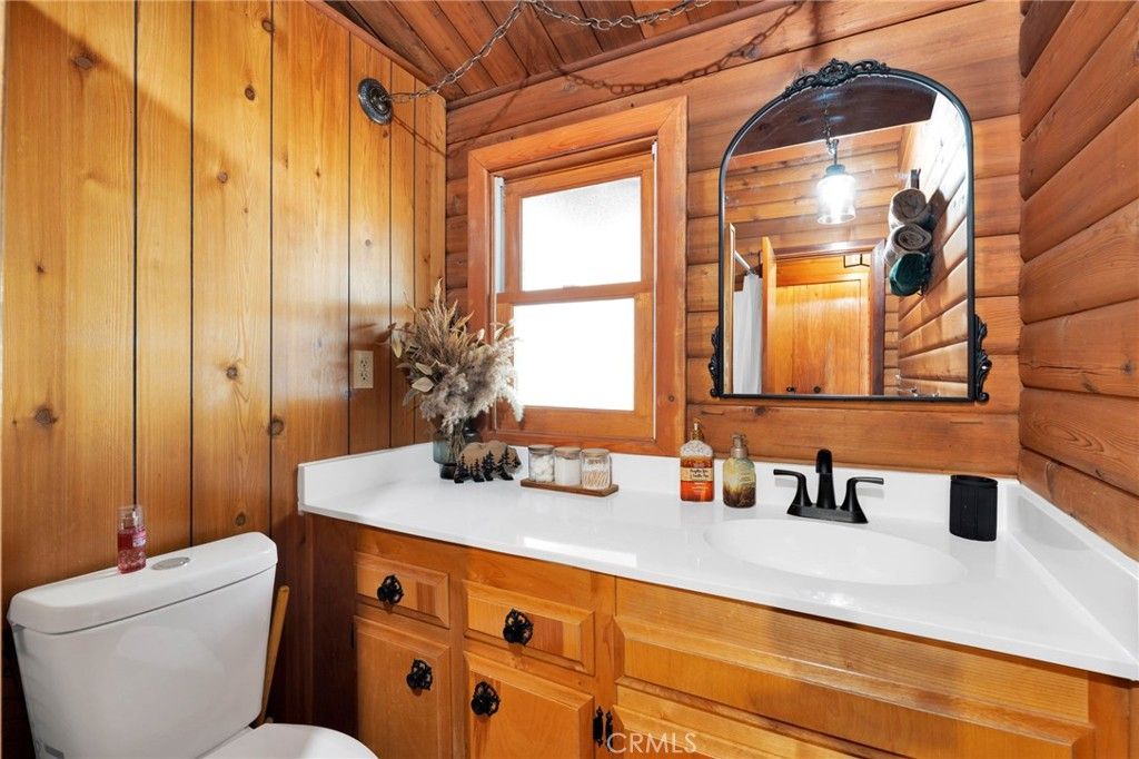 Image 17 of property listing at 2130 Spring Oak, Running Springs, CA 92382