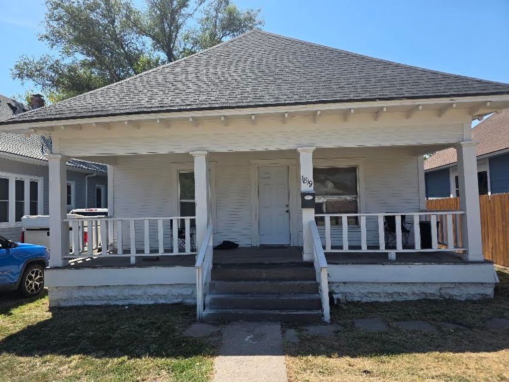 1819 W Maple, Wichita, KS 67213
