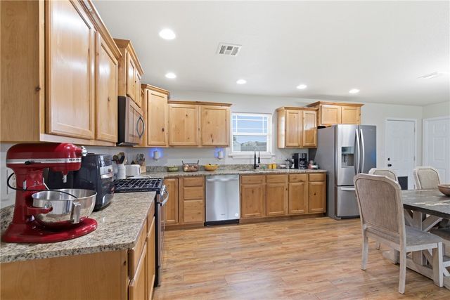 21048 Richard Court, Siloam Springs, AR 72761
