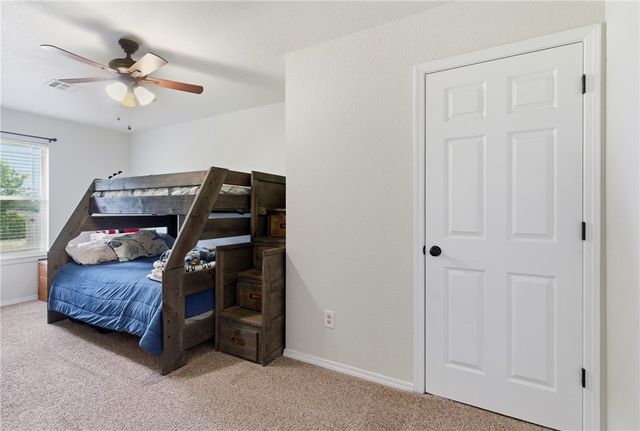 21048 Richard Court, Siloam Springs, AR 72761