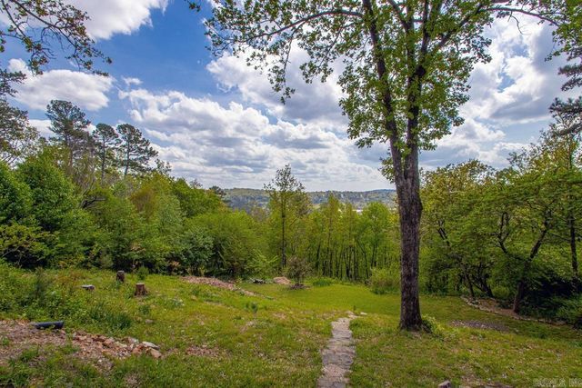 12741 Southridge Dr Drive, Little Rock, AR 72212