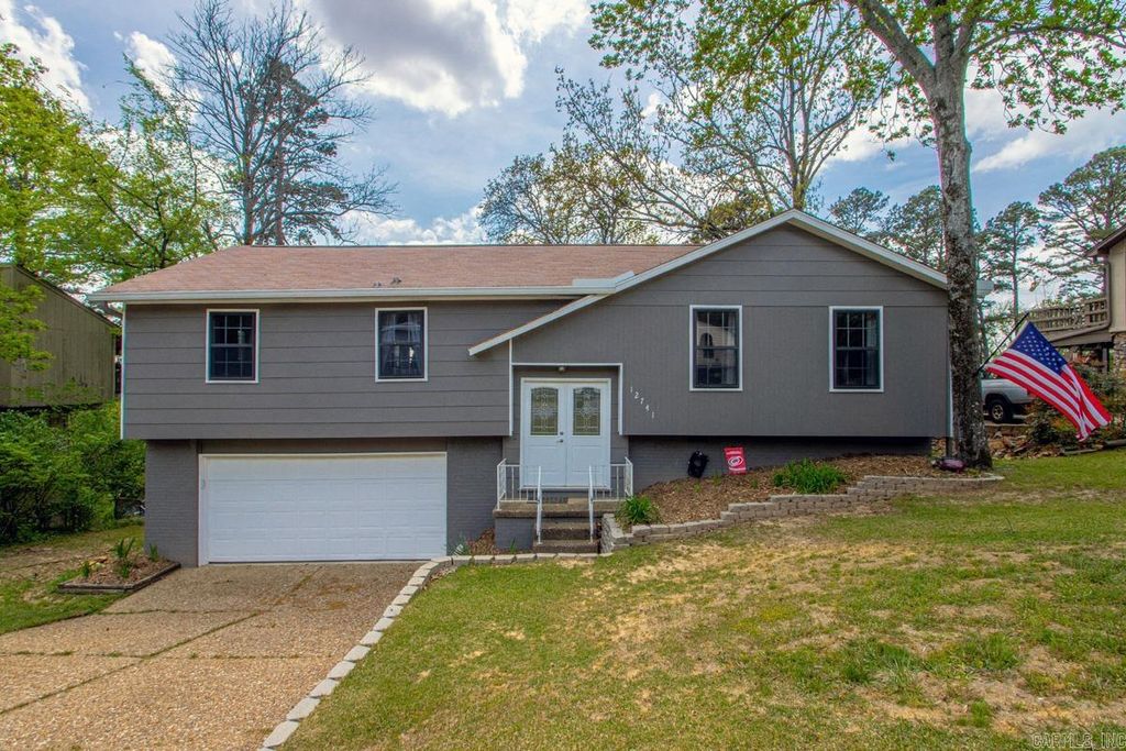 12741 Southridge Dr Drive, Little Rock, AR 72212