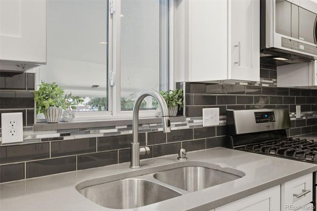 992 S Simms Street, Denver, CO 80228