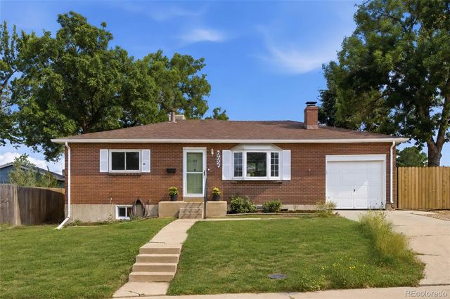 992 S Simms Street, Denver, CO 80228