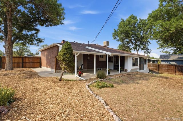 992 S Simms Street, Denver, CO 80228