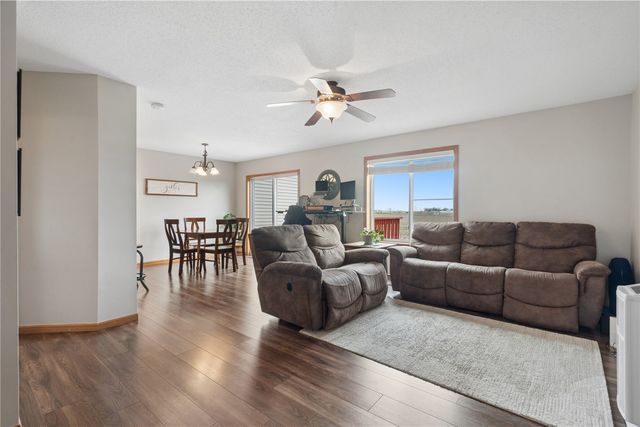 4441 Derby Drive, Marion, IA 52302